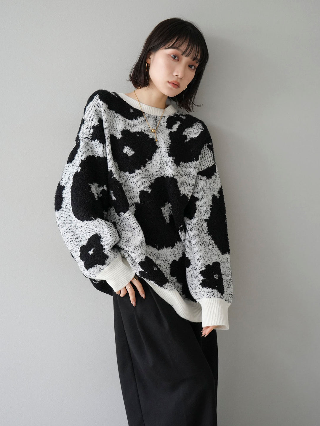 [Pre-order] Mixed-material nuanced knit/ivory x black