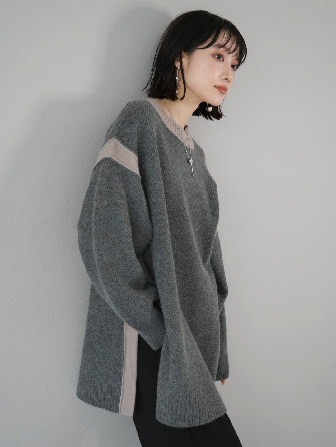[Pre-order] Side slit bicolor over knit/charcoal