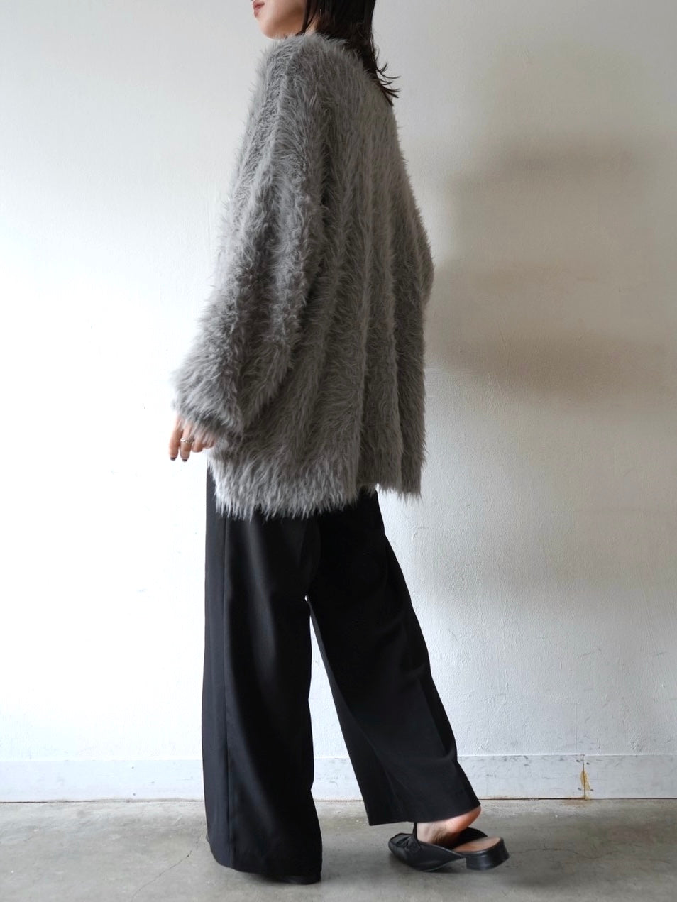 [Pre-order] V-neck shaggy knit cardigan/gray