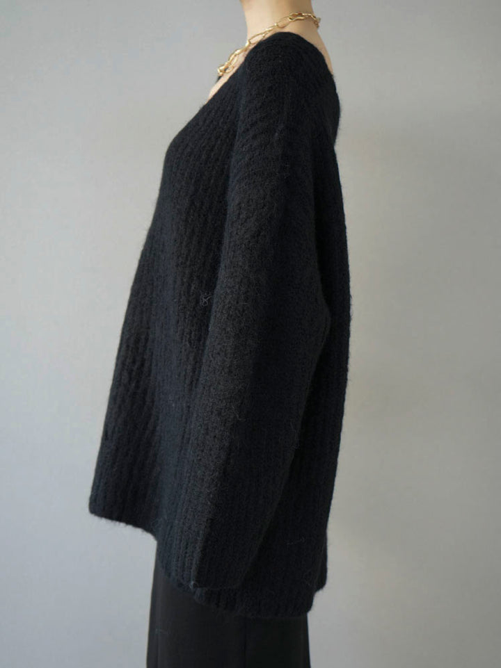 [Pre-order] Angora Touch Deep V-neck Knit Pullover/Black