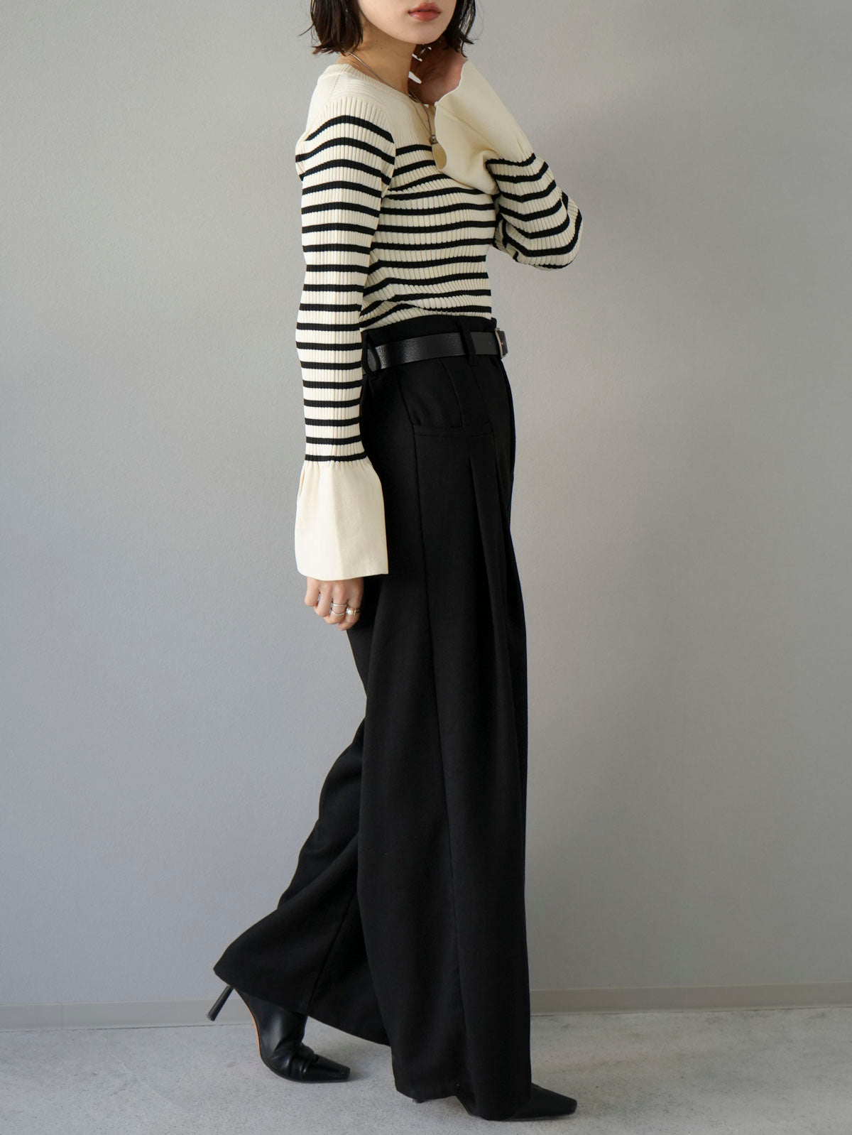 予約]フレアスリーブポリエステルリブニットトップス/ボーダー – Lumier