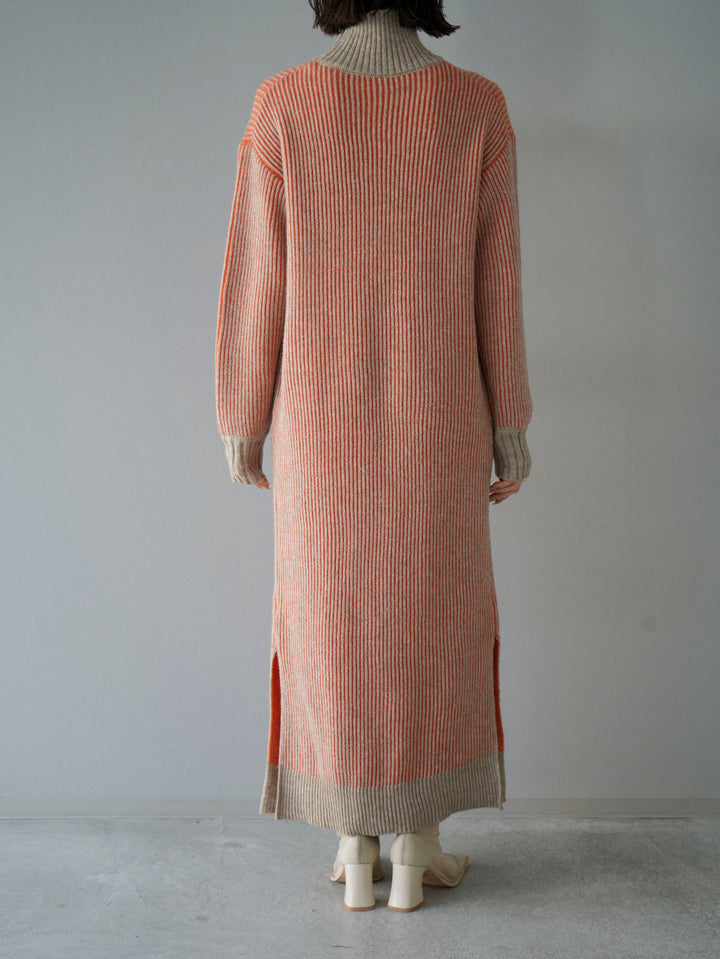 [Pre-order] High-neck color-blocked ribbed knit dress/beige