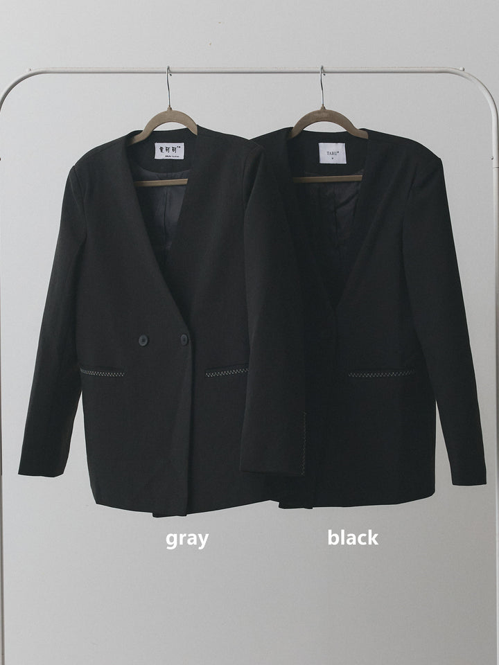 【Allure】[SET]モチーフ付Uネックシアーカットソー+レザータックセミワイドパンツ+ノーカラーステッチデザインジャケット(3set)