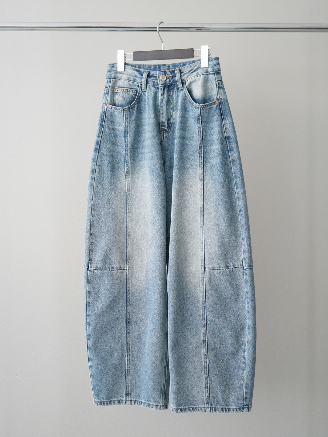 [SET]ゴールドボタンノーカラーニットジャケット+ボウタイ付オーバーシャツ+ガーメントウォッシュカーブデニムパンツ(3set)