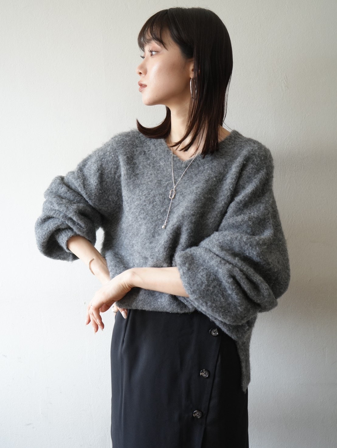 チャコールニットみゅー様 予約]ウール混ミックスヤーンボリュームスリーブニット/チャコール
