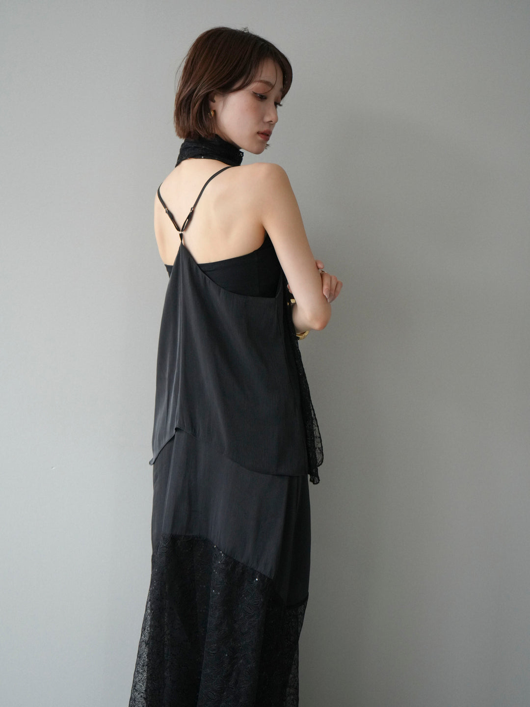 [予約]レースティアードキャミワンピース/black