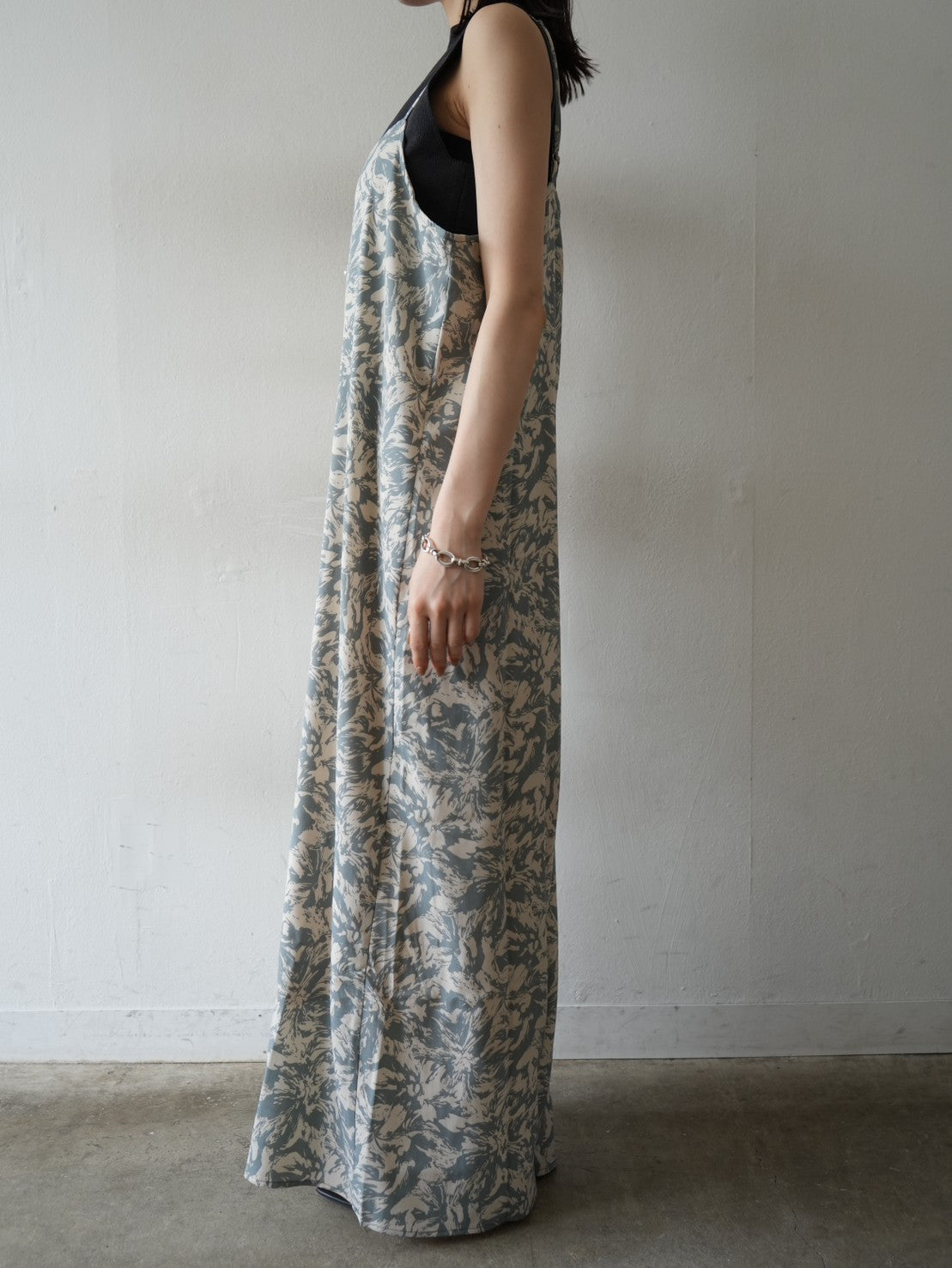 Nuanced Pattern Back String Cami Dress/Blue – Lumier