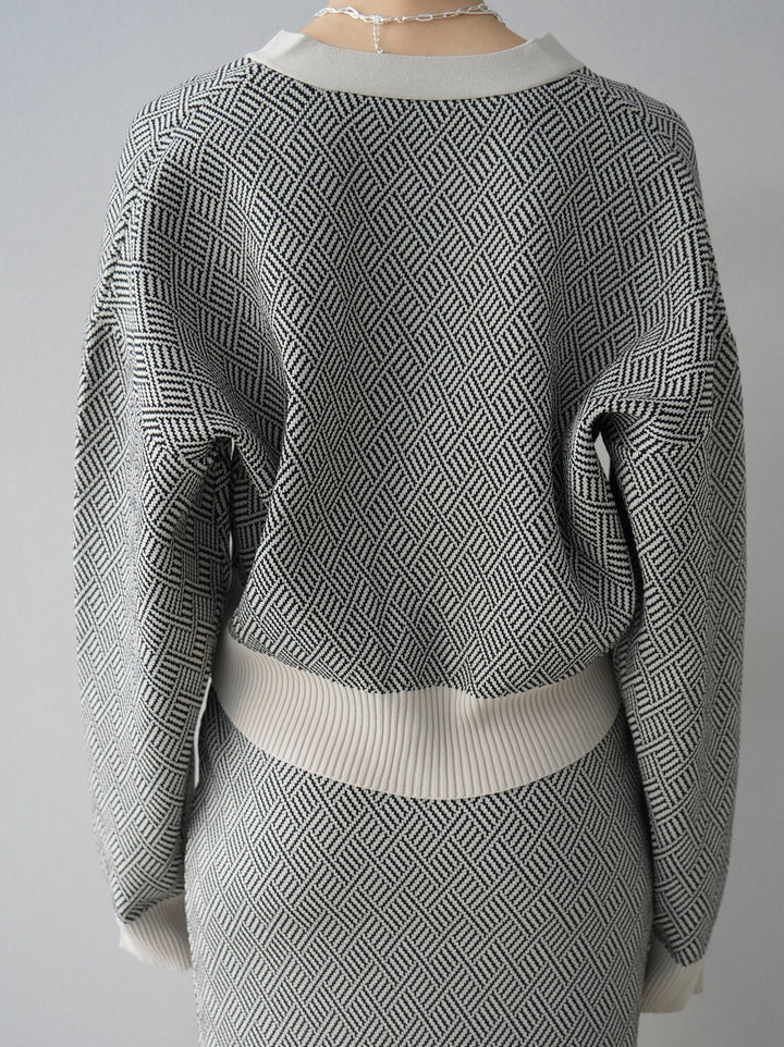 [Pre-order] Geometric pattern polyester knit cardigan/ivory