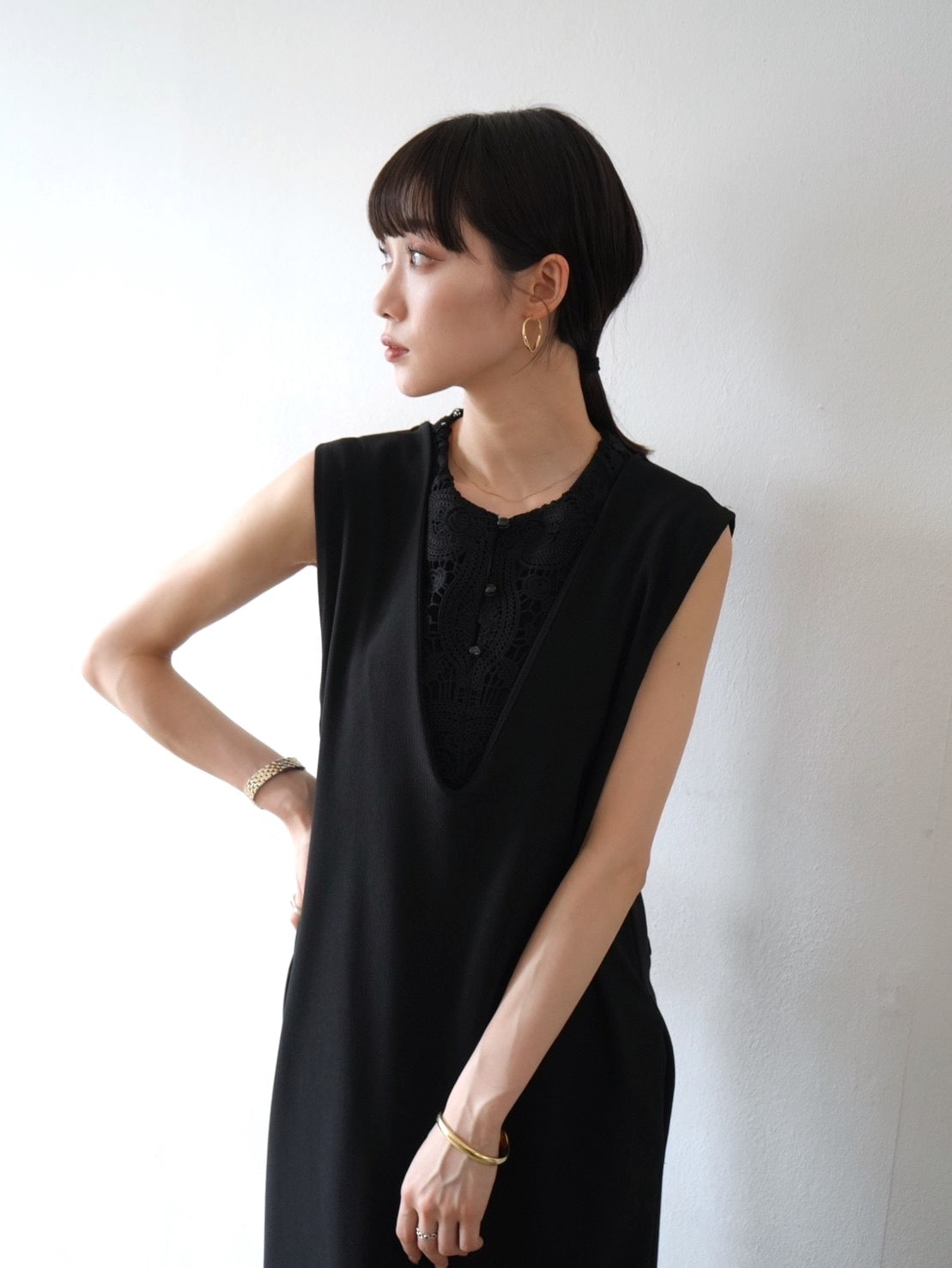 レースリブタンクトップ セール】裾リボン クロップド リブ カップ付き タンクトップ