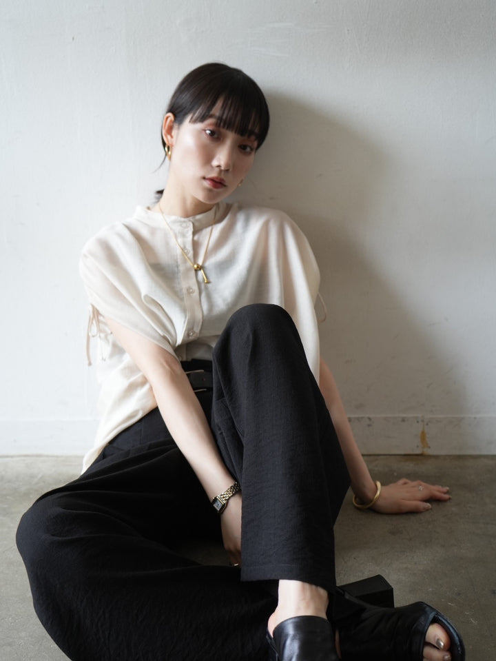 [Pre-order] Band collar shirred sleeve shirt/light beige