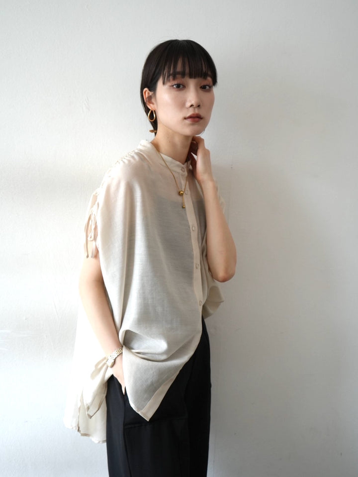 [Pre-order] Band collar shirred sleeve shirt/light beige