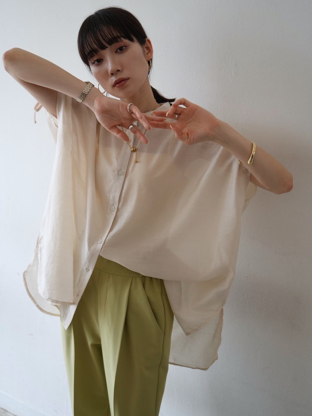 [Pre-order] Band collar shirred sleeve shirt/light beige