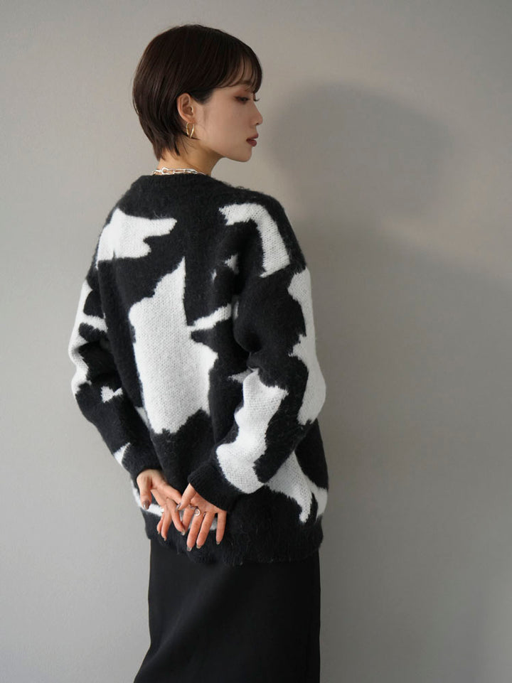[Pre-order] Random design shaggy knit pullover/white x black