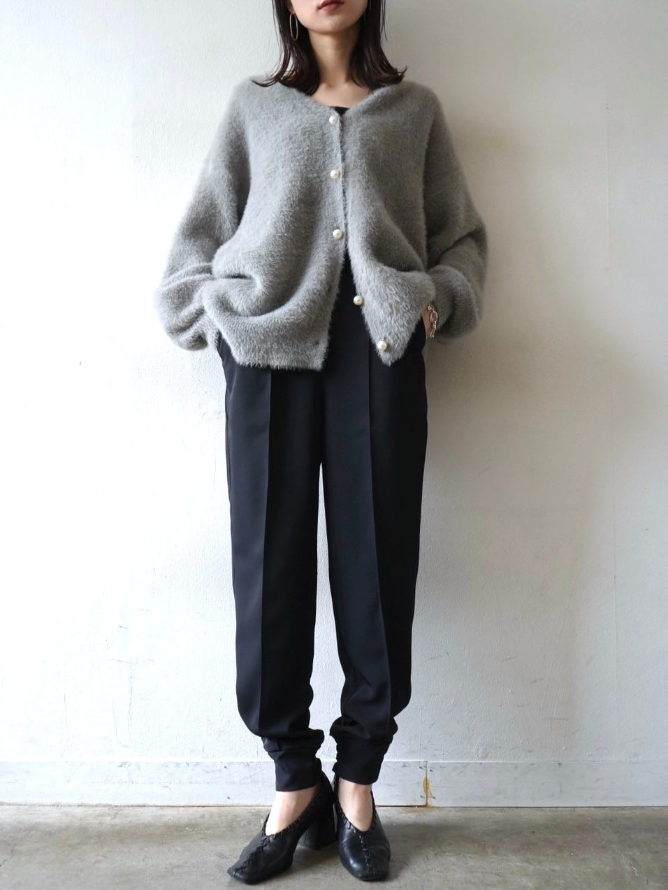 [Pre-order] Pearl button shaggy knit cardigan/gray