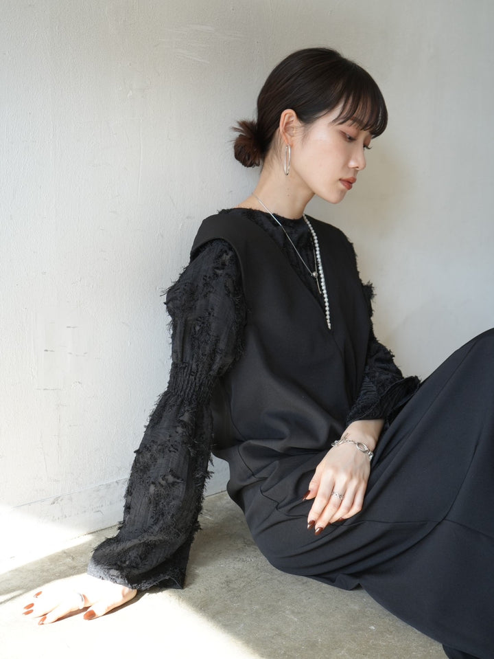 【預訂】V領珍珠洋裝/黑色