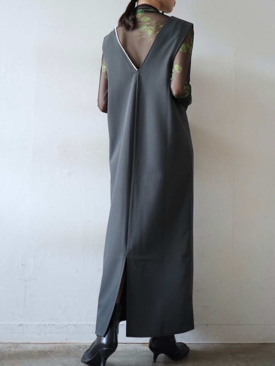 [Pre-order] V-neck pearl dress/gray