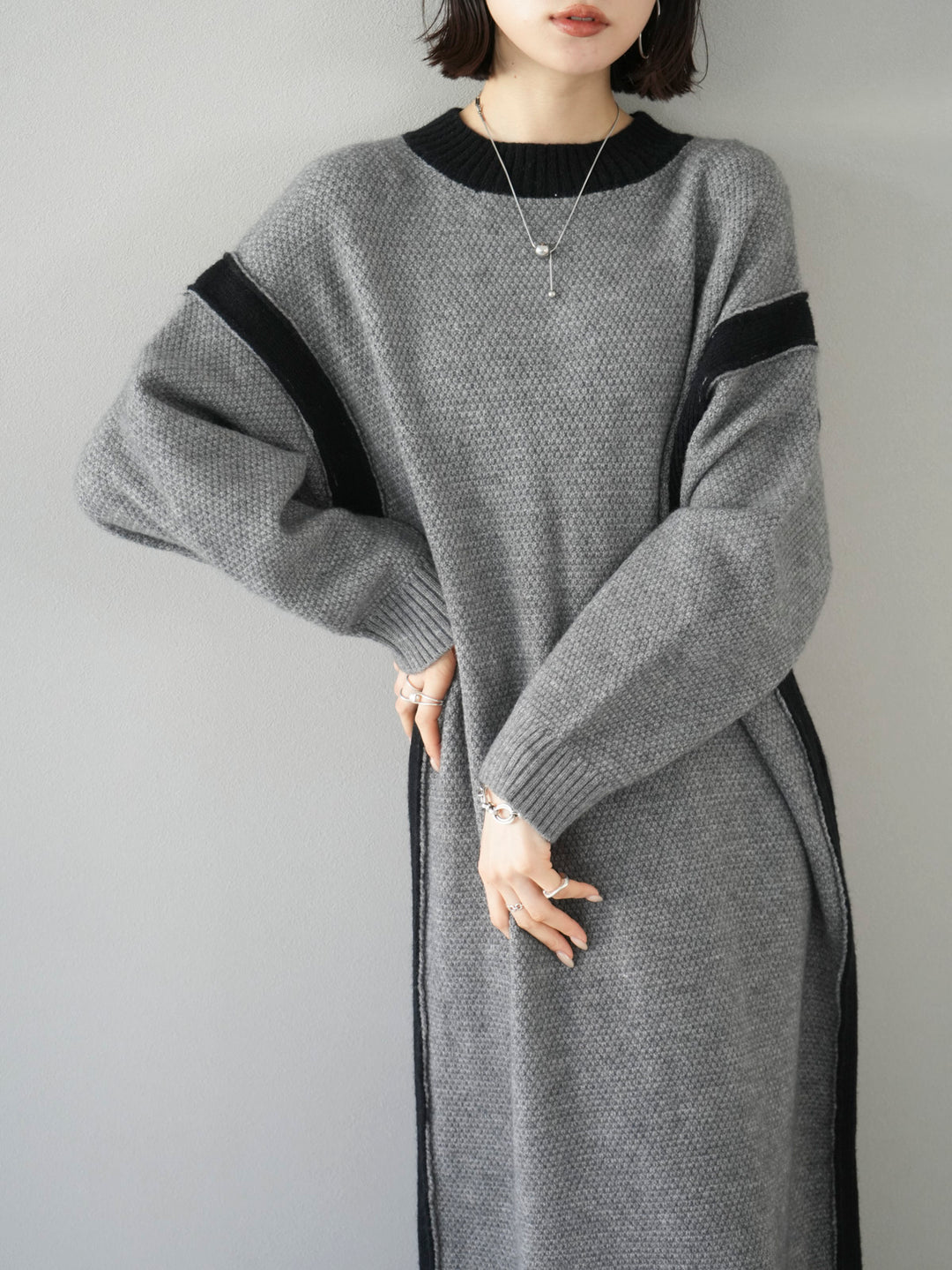 [SET] Side slit bicolor over knit + bicolor knit dress (2set)