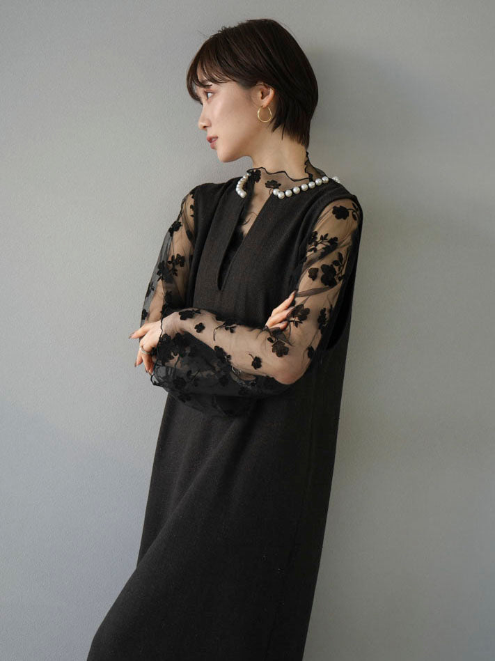 [Pre-order] Herringbone pearl design key neck dress/brown