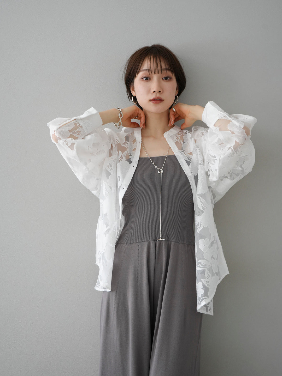 [SET] Washable knit all-in-one + stitched flower jacquard tulle shirt (2set)