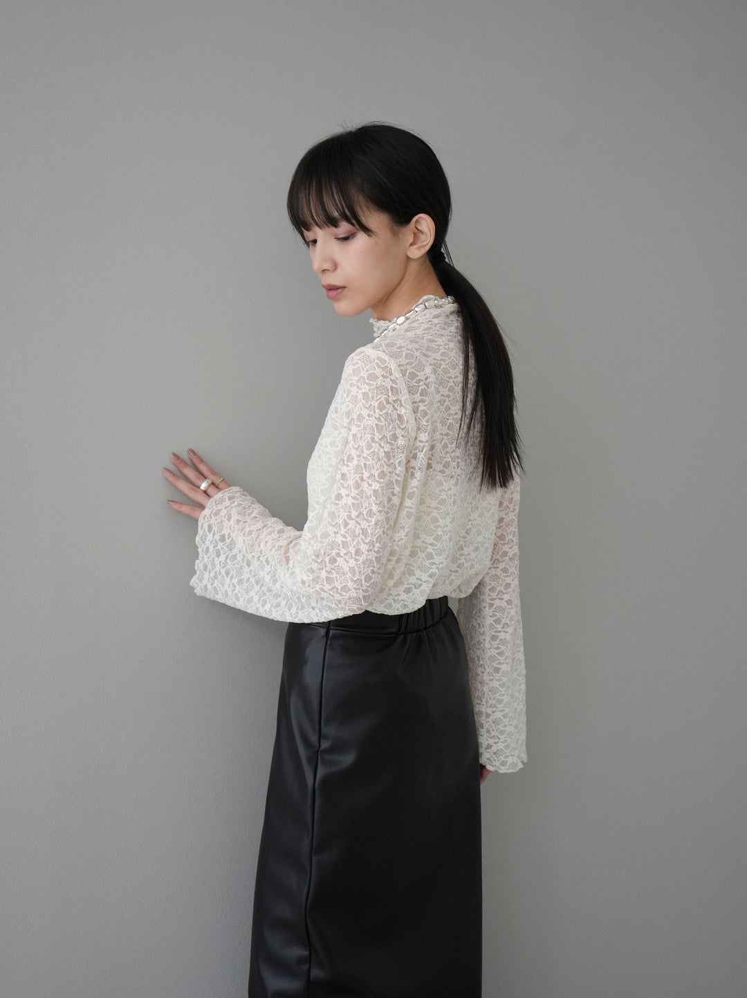 [Pre-order] Lace sheer top/ivory