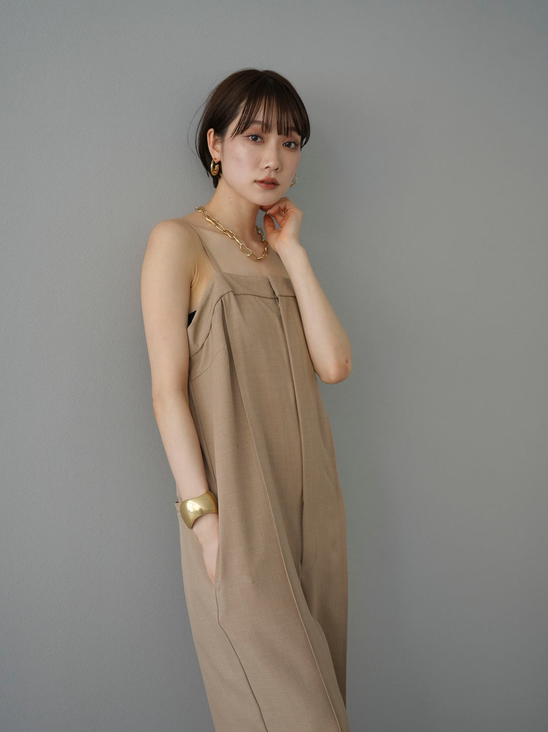 [Pre-order] Camisole over overalls/Beige