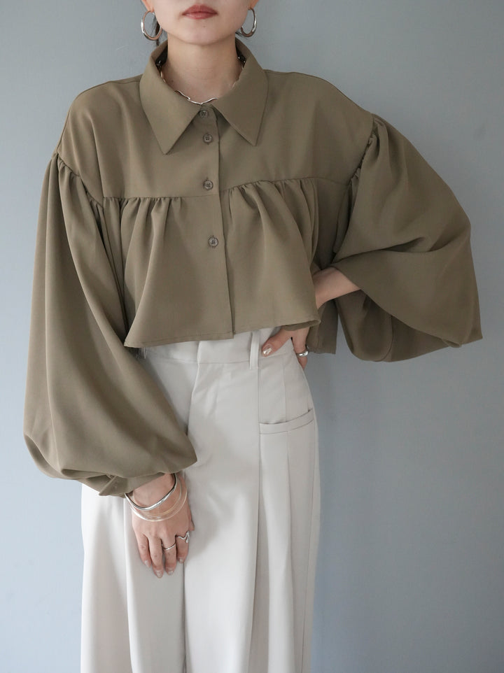 [Pre-order] Short Gathered Blouse/Greige