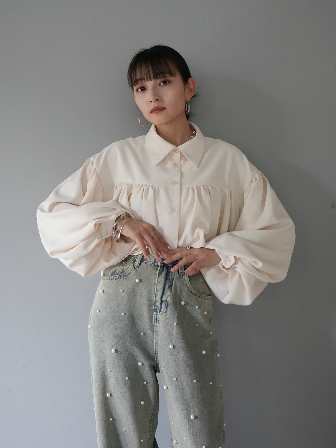 [Pre-order] Short Gathered Blouse/Ecru