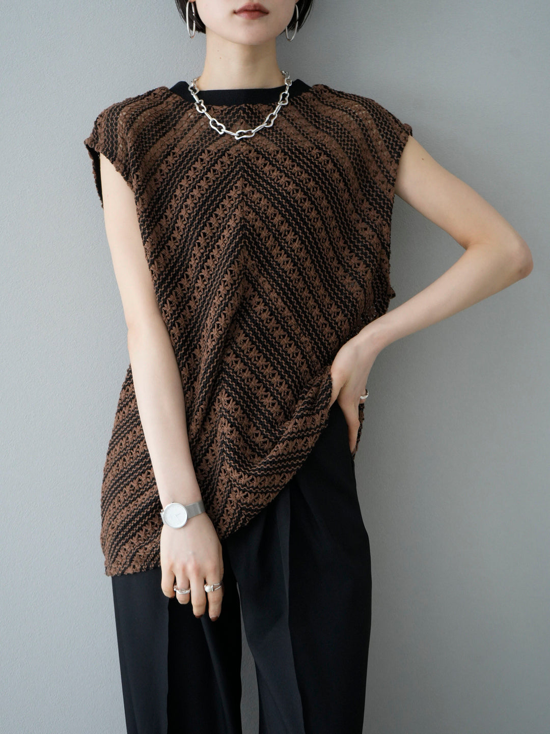 [SET] Crochet sleeveless top + design tuck wide pants (2set)