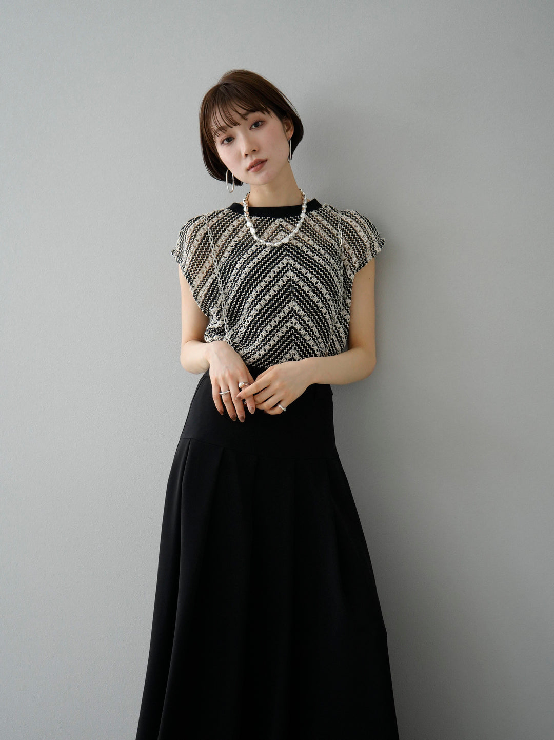 [SET] Crochet sleeveless top + chain suspender tuck skirt (2set)