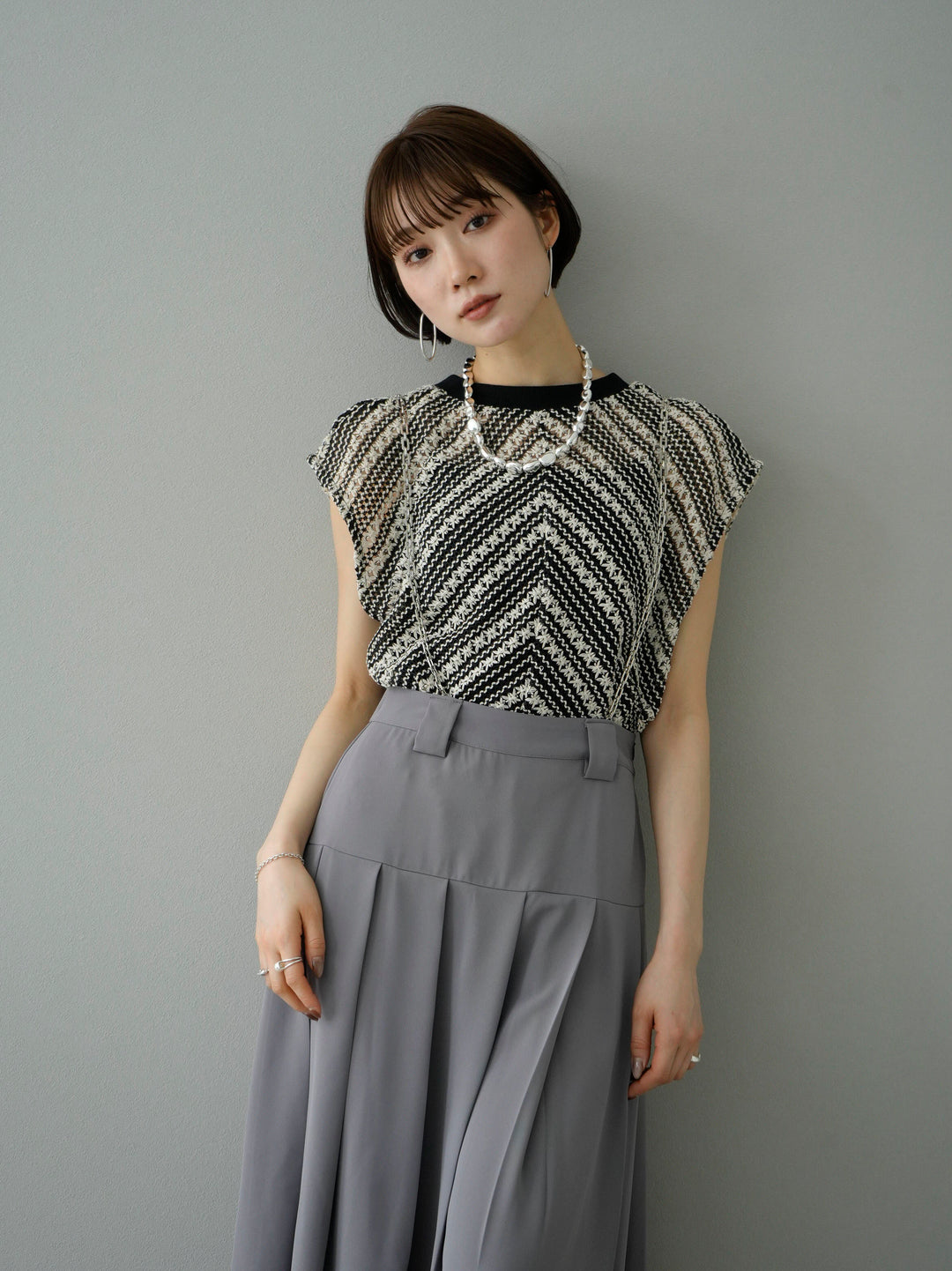 [SET] Crochet sleeveless top + chain suspender tuck skirt (2set)