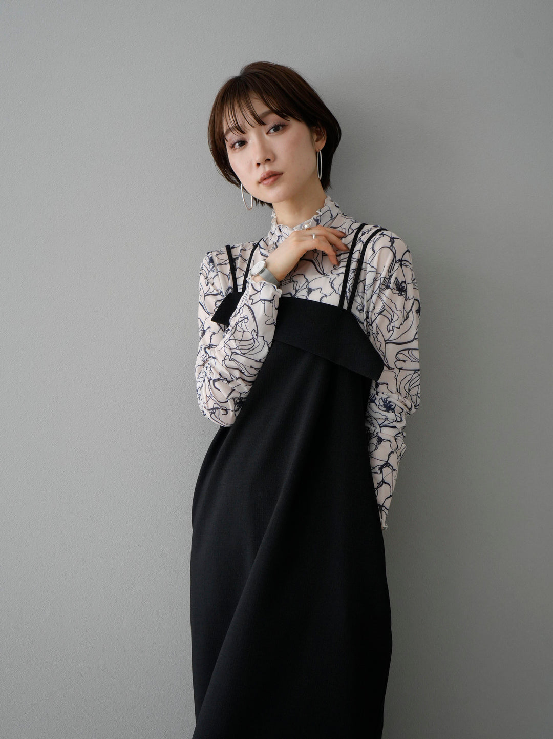 [SET] Design camisole dress + pen touch sheer mellow top (2 sets)