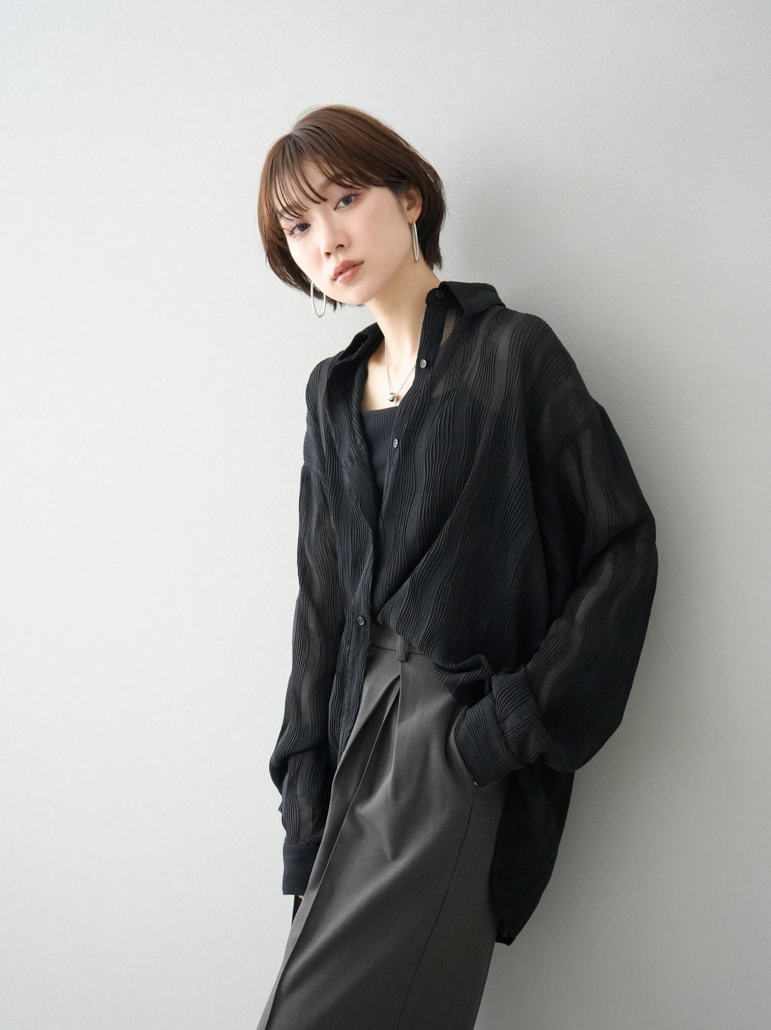 [SET] Willow Wave Overshirt + Double Strap Cut Rib Bra Camisole + Design Tuck Wide Pants (3set)