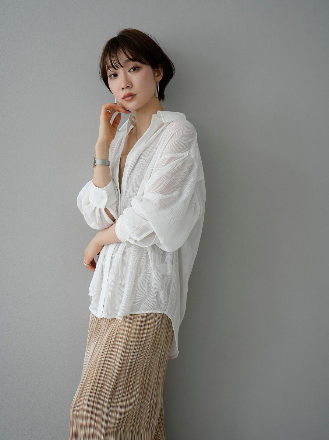 [SET] Willow Wave Overshirt + Double Strap Cut Rib Bra Camisole + Multi-Color I-Line Pleated Skirt (3set)
