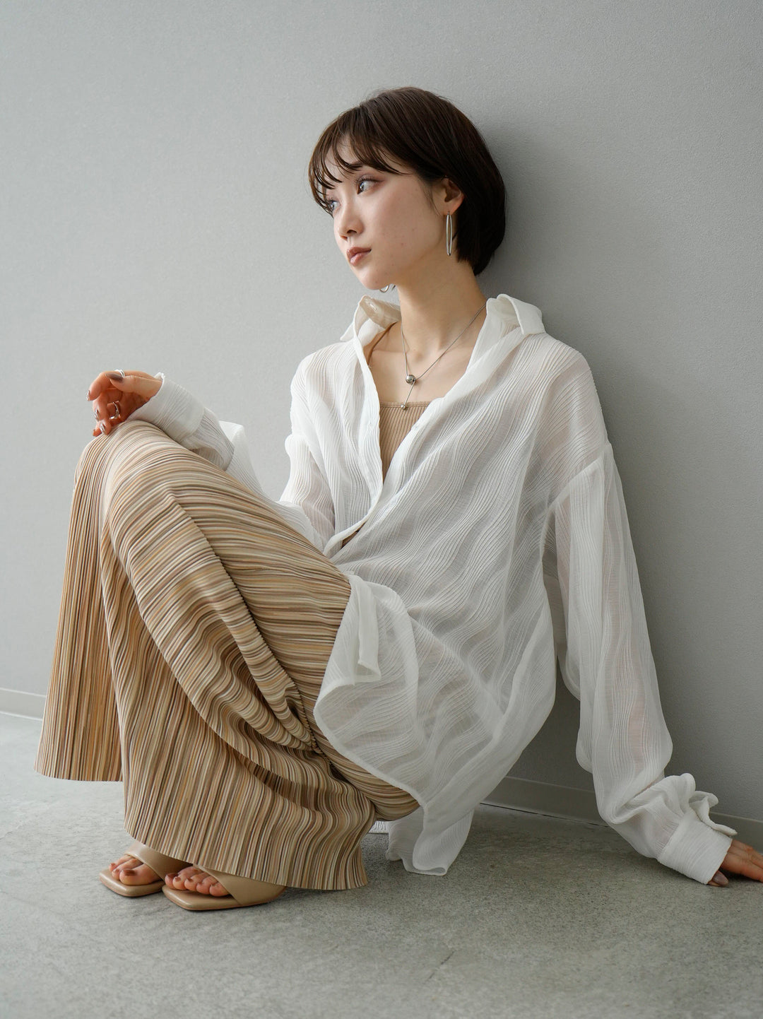 [SET] Willow Wave Overshirt + Double Strap Cut Rib Bra Camisole + Multi-Color I-Line Pleated Skirt (3set)