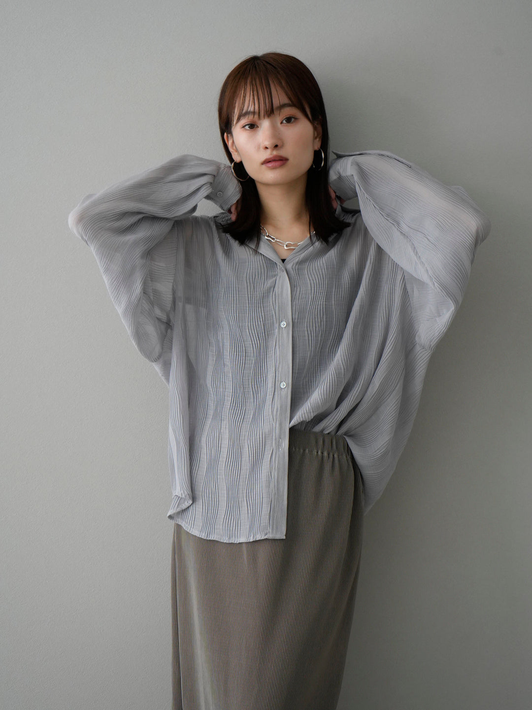 [SET] Willow Wave Overshirt + Double Strap Cut Rib Bra Camisole + I-line Pleated Skirt (3set)