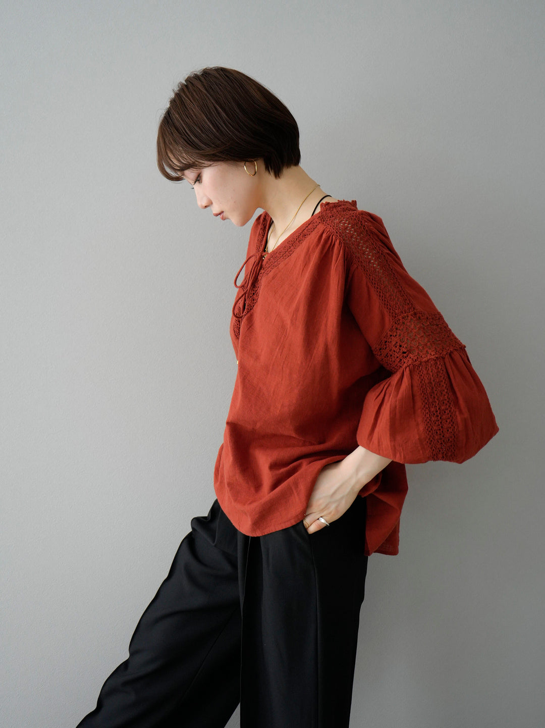 [SET] Cotton lace blouse + design tuck wide pants (2set)