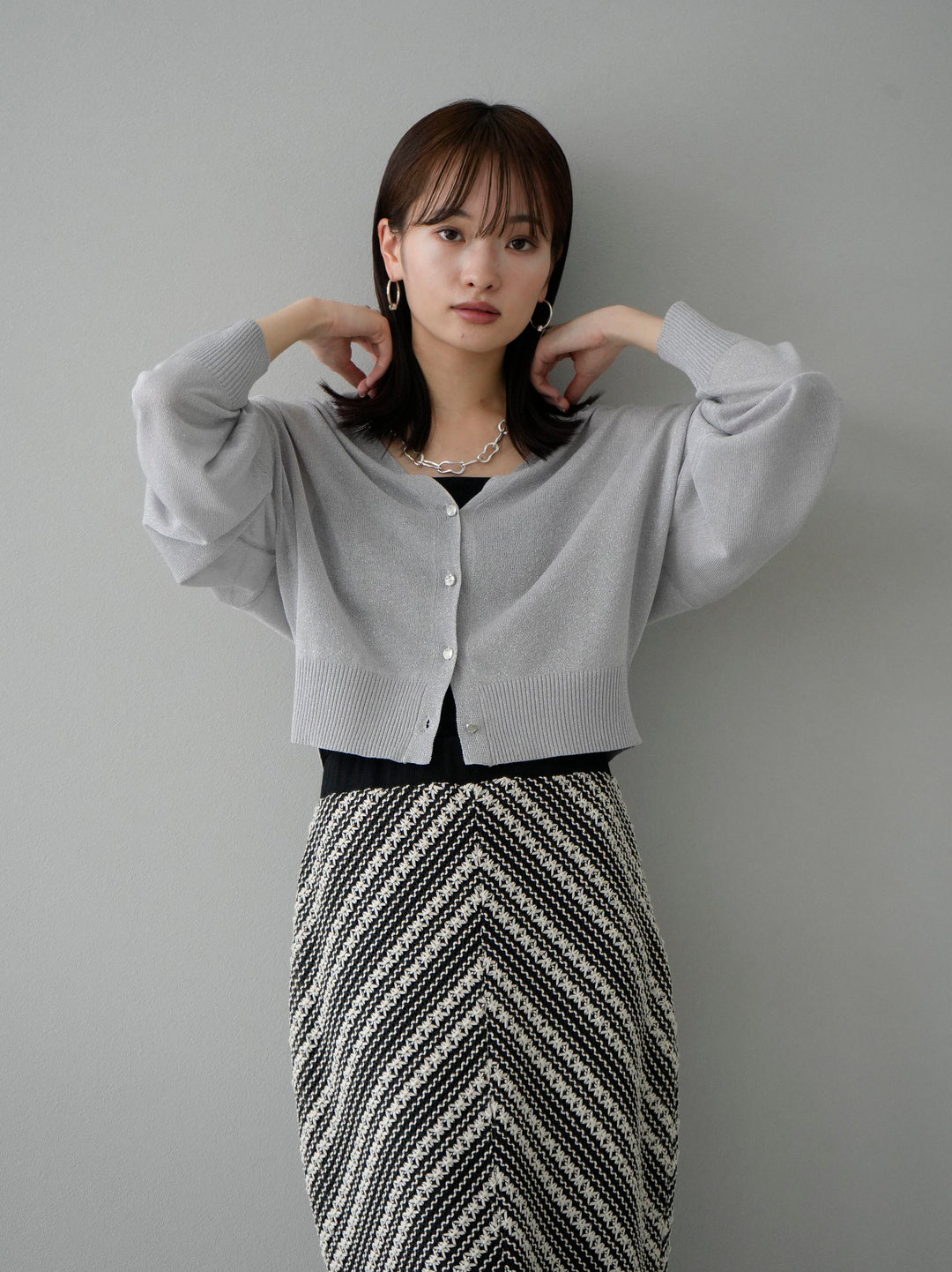 [SET] Lame sheer knit cardigan + double strap cut rib bra camisole + crochet fringe I-line skirt (3 sets)