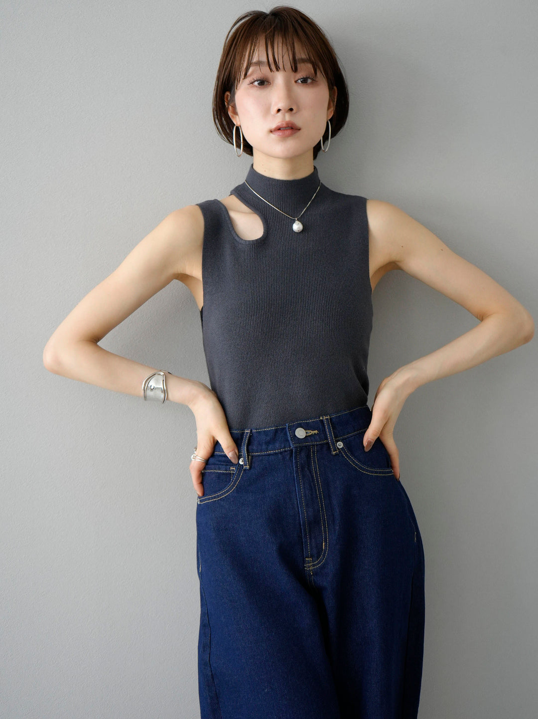 [SET] Cut-out sleeveless rib knit + curved denim (2 sets)