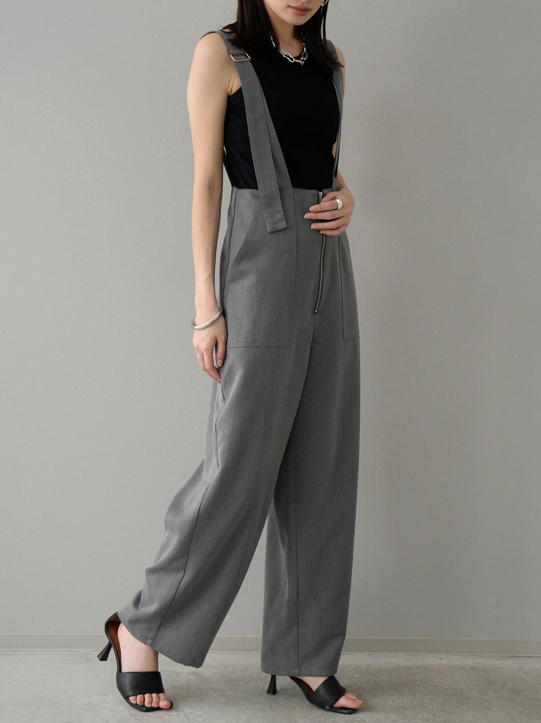 [Pre-order] Loose Overalls/Charcoal