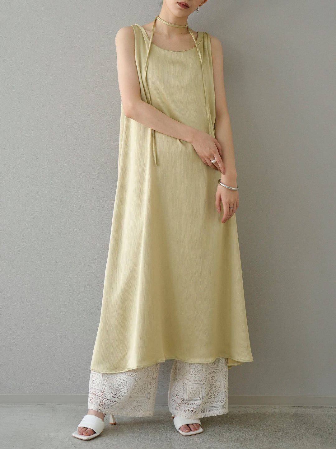 [Pre-order] Twisted shoulder crepe satin dress/yellow