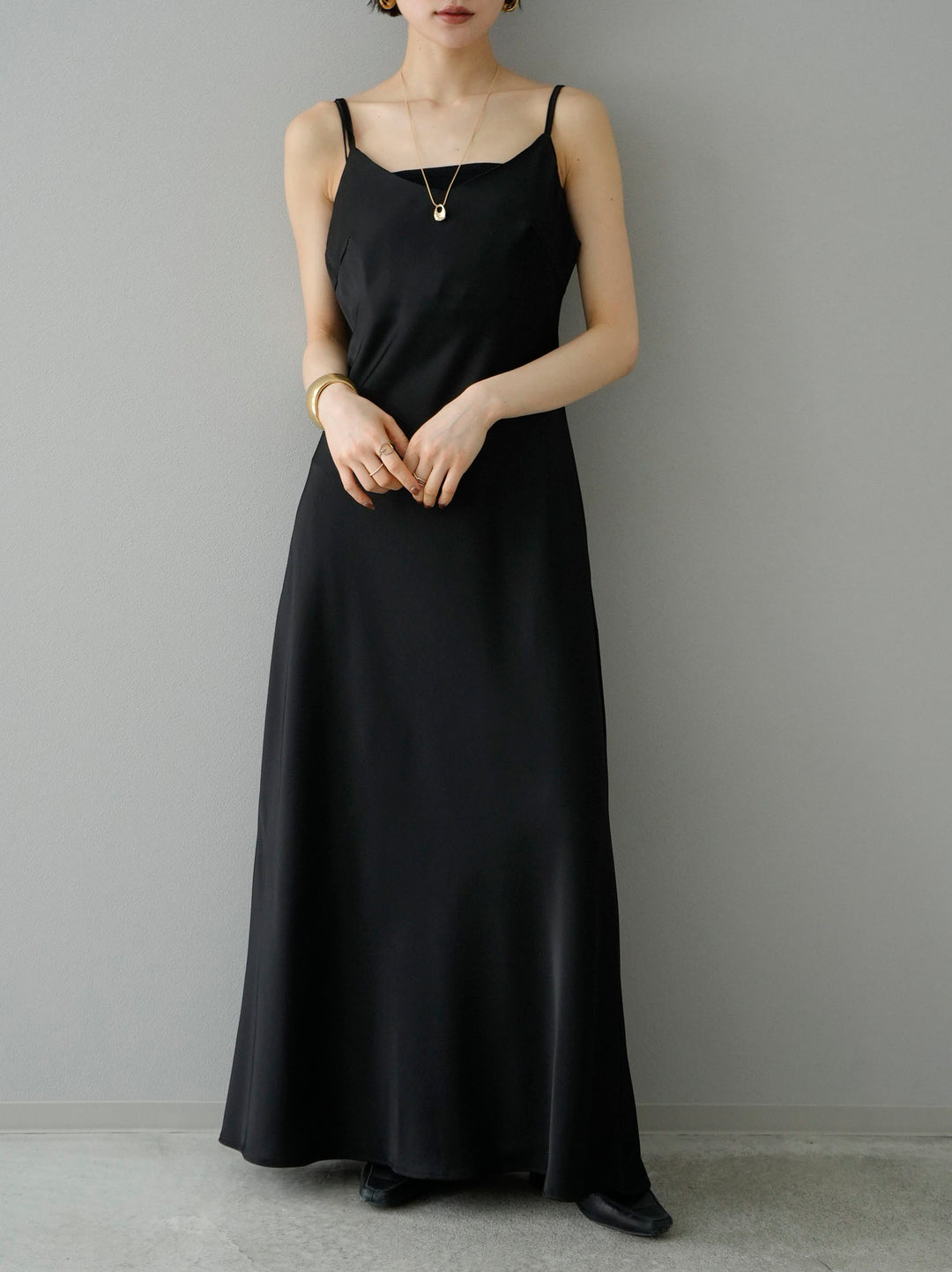 [Pre-order] Satin I-line camisole dress/black