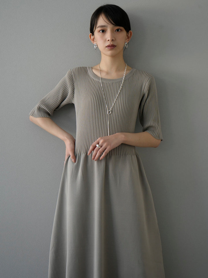 [Pre-order] Polyester knit peplum dress/greige