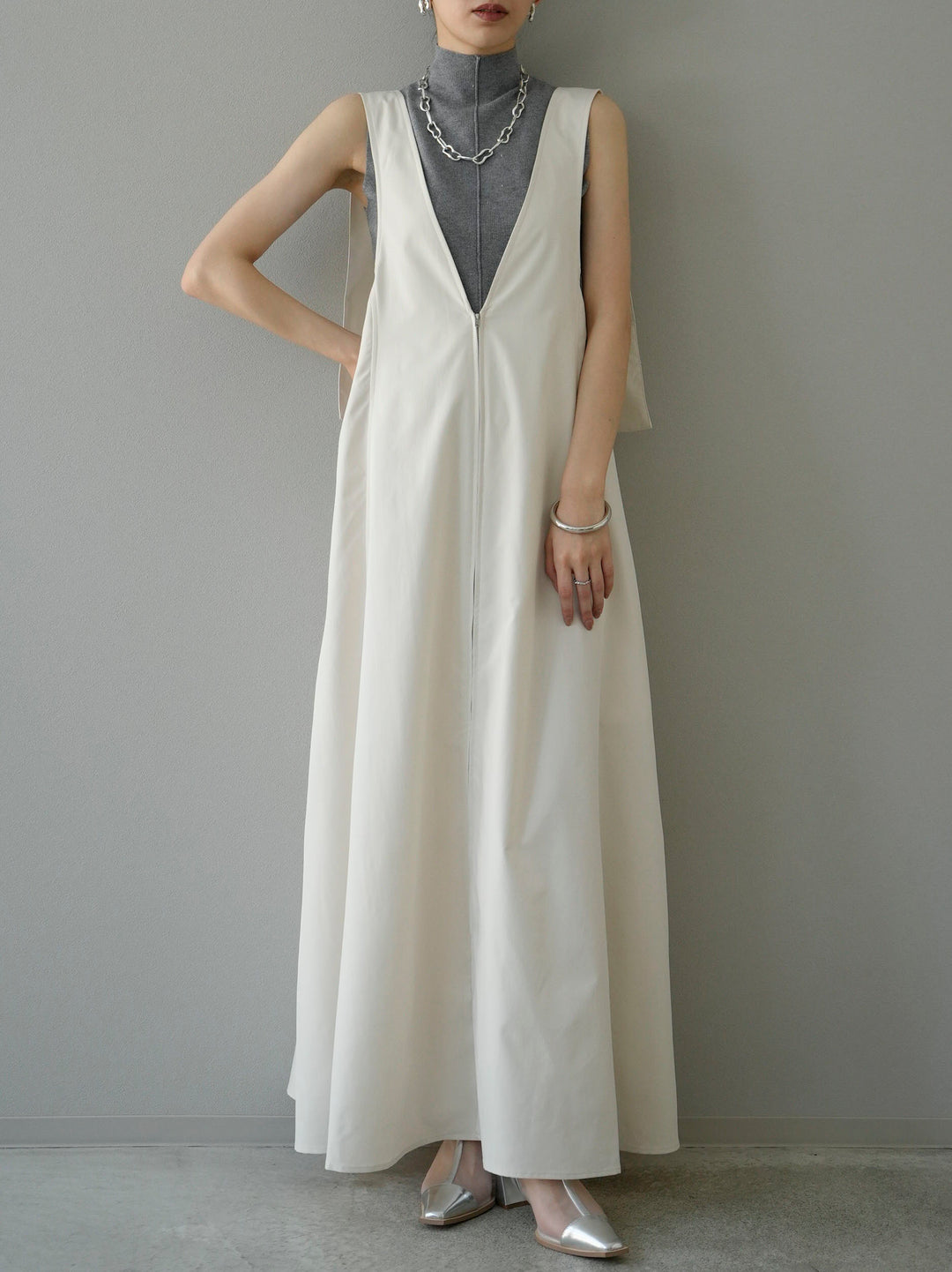 [Pre-order] Venetian Zip Flare Dress/Ivory