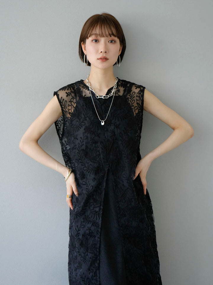 [SET] Front slit lace tunic + crushed satin camisole dress (2set)
