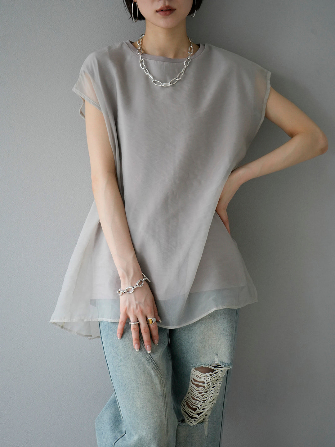 [Pre-order] Sheer layered sleeveless top/greyish beige