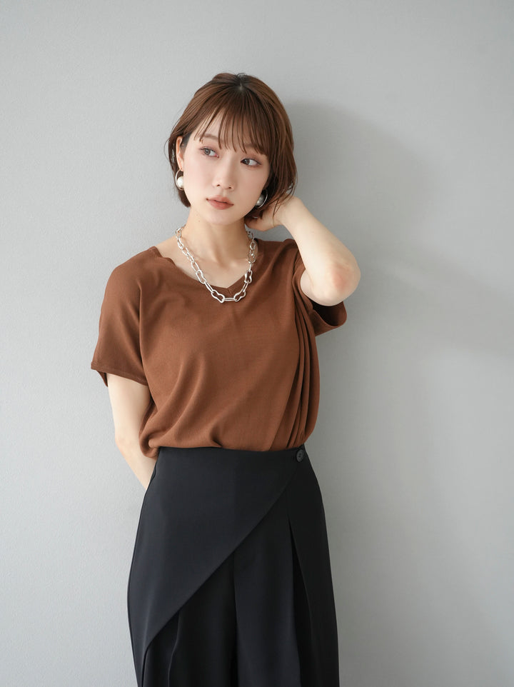 [Pre-order] Cool V-neck dolman knit pullover/brown
