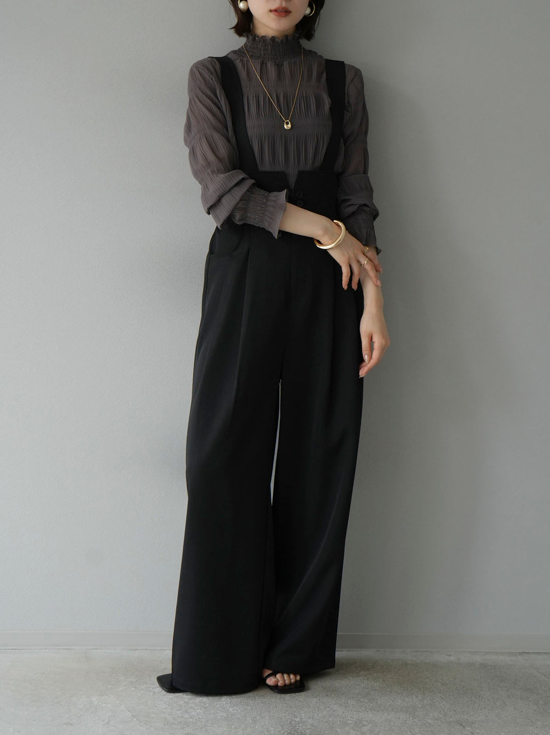 [予約]シャーリングシフォンブラウス/チャコール