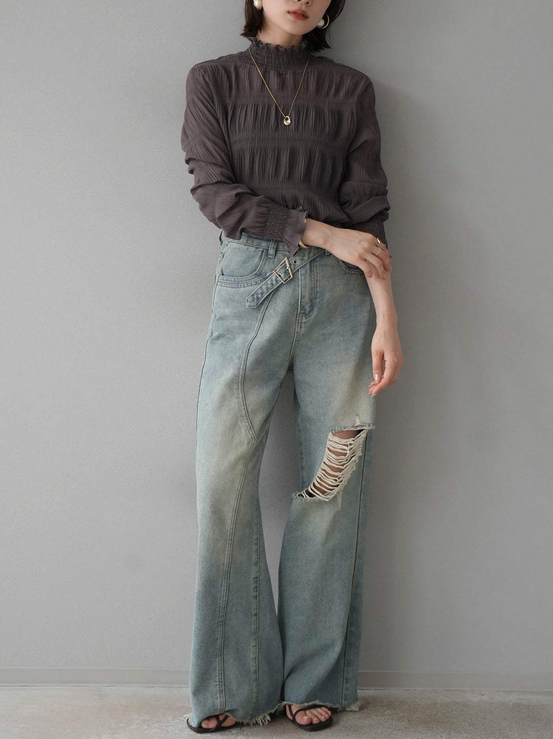 [予約]シャーリングシフォンブラウス/チャコール