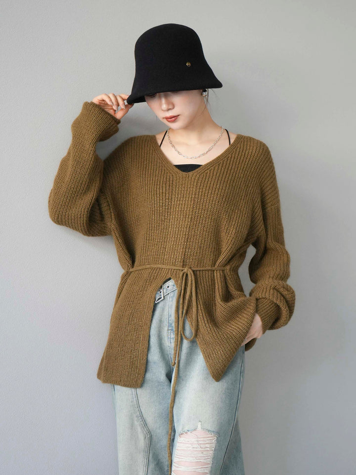 [予約]フロントスリットVネックニットプルオーバー/カーキ