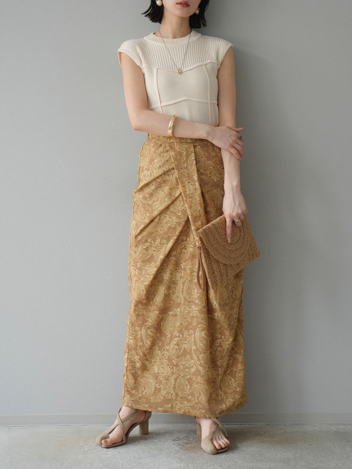 [予約]ペイズリープリントタックIラインスカート/ベージュ
